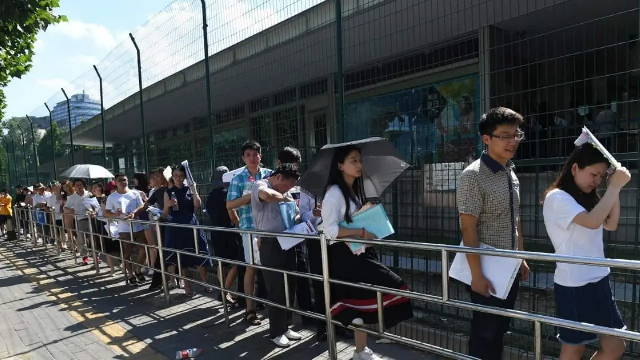 US Visa Policy Shift: State Department Updates In-Person Interview Waivers & Guidelines